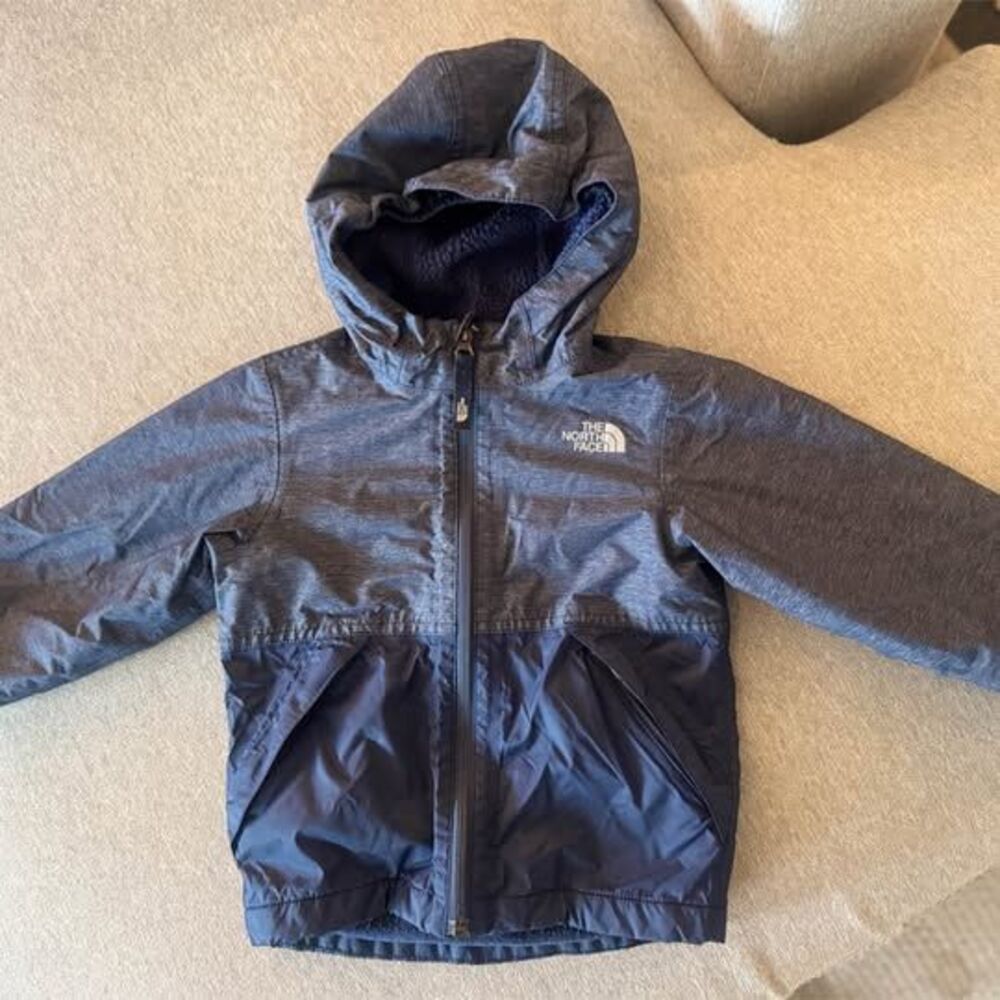 NORTH FACE Boy Toddler Navy Fleeced Lined Jacket